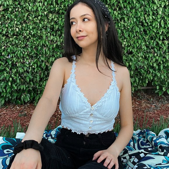 Wildflower Woven Cotton Flower Top - Picture 2 of 2